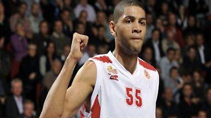 «Μήνυμα» στον Πειραιά από Μπατούμ!