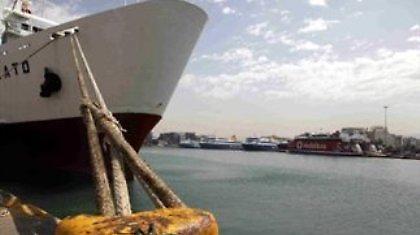 Συνεχίζονται τα προβλήματα στα δρομολόγια των πλοίων