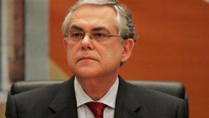 «Οχι» νέοι φόροι και μειώσεις μισθών - συντάξεων