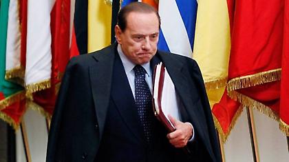 Ο Μπερλουσκόνι ετοιμάζει τηλεοπτικό μήνυμα προς τον ιταλικό λαό