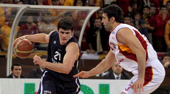 Θρίαμβος Εφές στο ντέρμπι