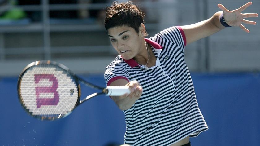 Σταθερή η Λένα, αναλλοίωτη η δεκάδα