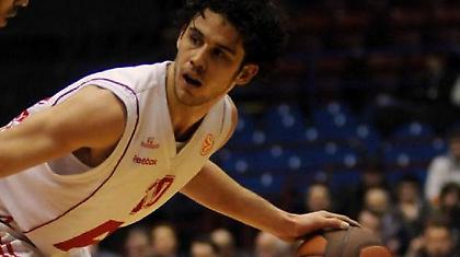 Ανακοίνωσε δύο η Μπολόνια