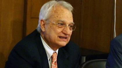 Εκτός Νέας Δημοκρατίας ο Χατζηγάκης