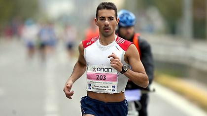 «Αφιερωμένο στον Πειραιά και στον Ολυμπιακό»