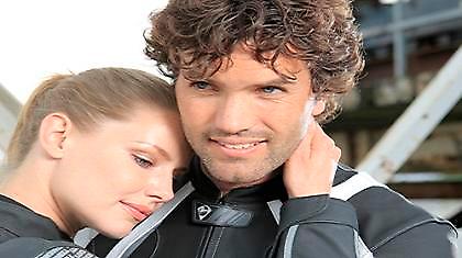 To Bazaar των αξεσουάρ συνεχίζεται στη Lion Moto