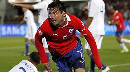 Νίκησε η Χιλή, σκόραρε ο Κοντρέρας (video)