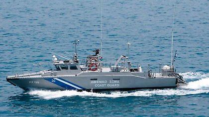 Ακυβέρνητο σκάφος με λαθρομετανάστες ανοιχτά της Λευκάδας