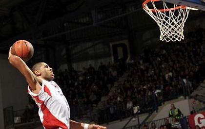 Μπατούμ: «Η πίεση στον Ολυμπιακό»