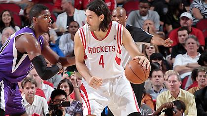 Επιστρέφει στη Βιτόρια ο Σκόλα;