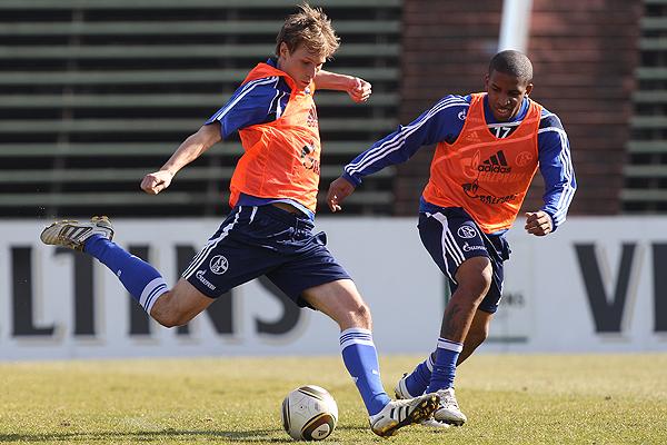 Διπλό πλήγμα για Σάλκε