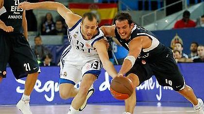 Έβγαλε…νύχια η «βασίλισσα»