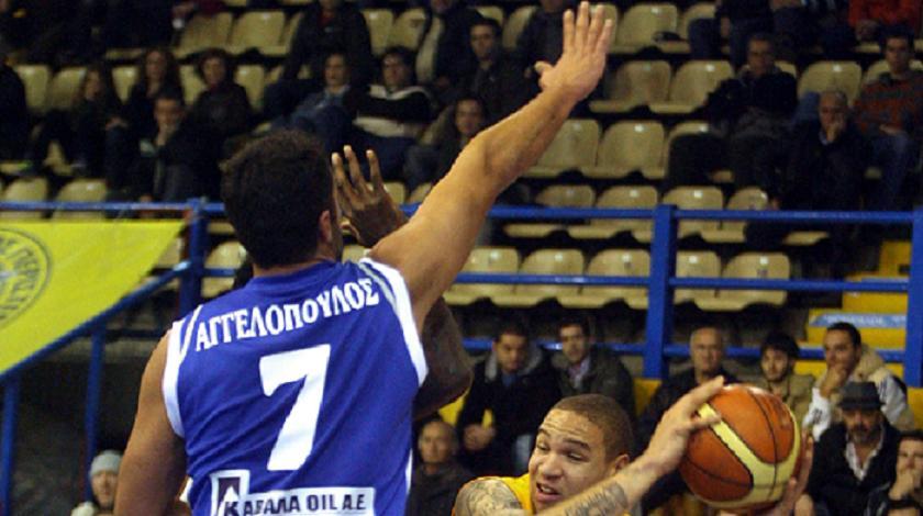 «Πέταξε» ξανά