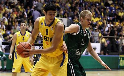 Δεν σταματά πουθενά