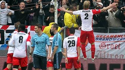 Σοκ για Άγιαξ, Τβέντε!