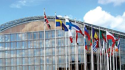 Τα «ευρωομόλογα» είναι η λύση στην κρίση χρέους!