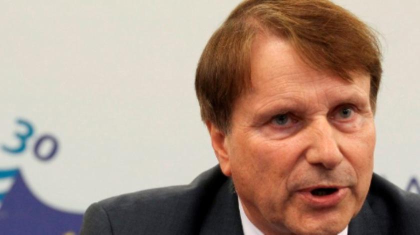 Εγώ λέω «ναι» στο μαντρόσκυλο!