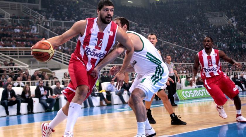 Παπαδόπουλος: «Με ψηλά το κεφάλι»