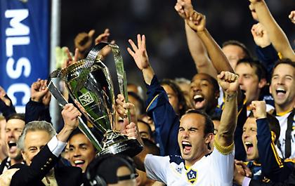 Κούπα για Μπέκαμ και Γκάλαξι (video)