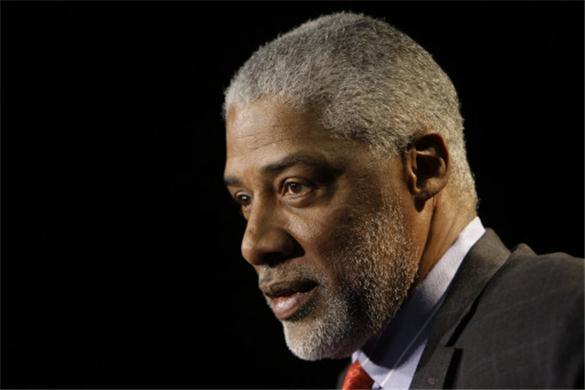 Πουλάει ακόμη ο Dr. J