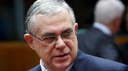 Με τον Ντράγκι θα συναντηθεί ο Λ. Παπαδήμος