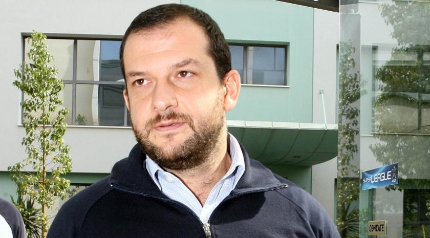 Επαφές, ναι, αλλά με ποιους;