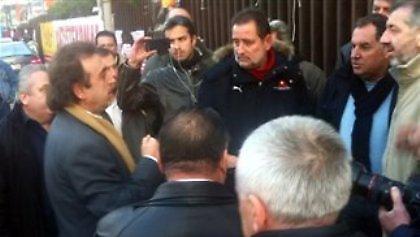 Εισαγγελέας στο υπό κατάληψη κτίριο της ΔΕΗ, στη Μεσογείων