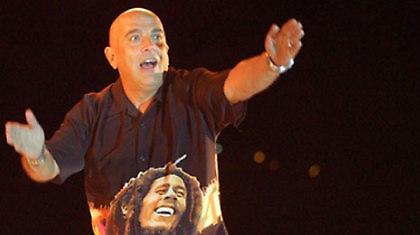 «Τρία πουλάκια κάθονται» του Γιάννη Ζουγανέλη