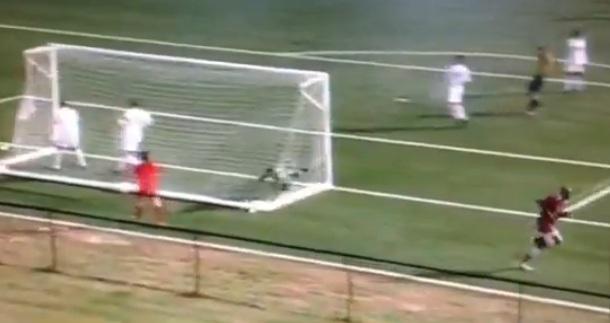 Τον έβαλε στα δίχτυα (video)