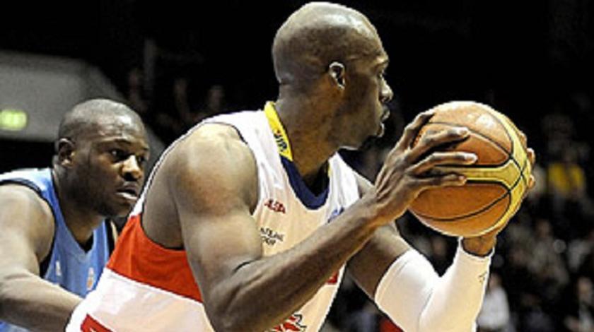 Δεύτερη νίκη για Παρντούμπιτσε