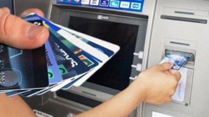 Ακυρώνουν χιλιάδες πιστωτικές κάρτες σε όλη την Ελλάδα