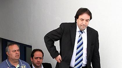 Αγαπούλα, πες τους να τελειώνουνε