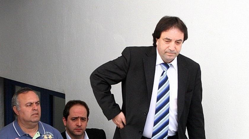 Αγαπούλα, πες τους να τελειώνουνε