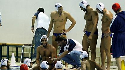 Παίζει τα ρέστα της