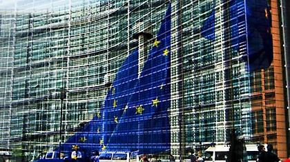 Χτυπάει κόκκινο η κρίση χρέους στην Ευρώπη