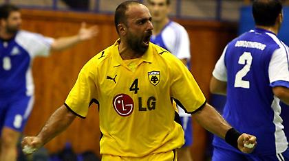 Σόου Μπακαούκα, σόου ΑΕΚ!