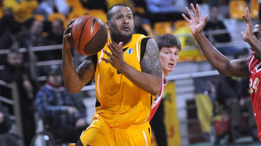 «Βλέπει» τον Τζέιμς του Άρη η Μακάμπι