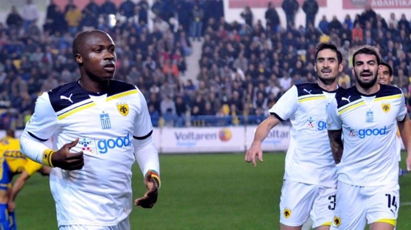 Όρθια έστω και λαβωμένη η ΑΕΚ