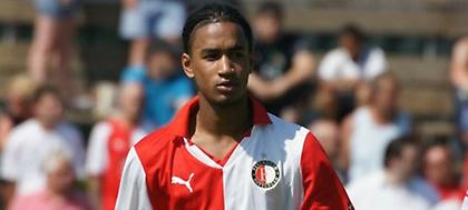 Ανεβαίνει η Φέγενορντ