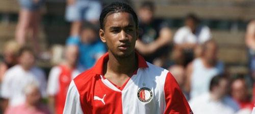 Ανεβαίνει η Φέγενορντ