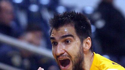 Εκτός ο Ταπούτος