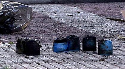 Γκαζάκια στην εφορία Γλυφάδας