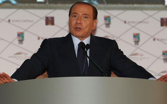 Επιστρέφει στην προεδρία της Μίλαν ο Μπερλουσκόνι