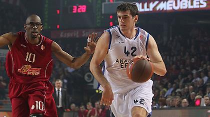 Μόνη της το έκανε ντέρμπι!