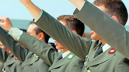 «Υπερπατριώτες» εν δράσει