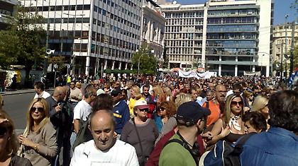 Στο Σύνταγμα η πορεία της ΓΣΕΕ-ΑΔΕΔΥ