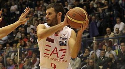 «Εμφύλιος» χωρίς... Έλληνες