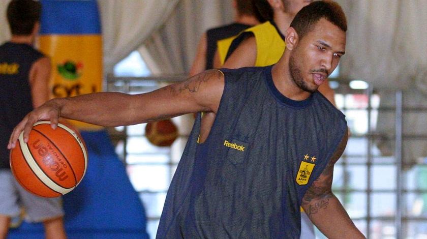 Κερούς: «Παίζουμε για μία ομάδα θρύλο»