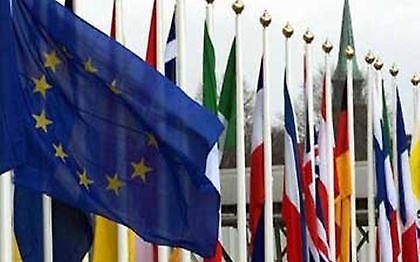 Παίζουν τα ρέστα τους!