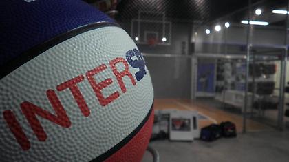 Ο NovaΣΠΟΡ FM παίζει μπάσκετ στα INTERSPORT!